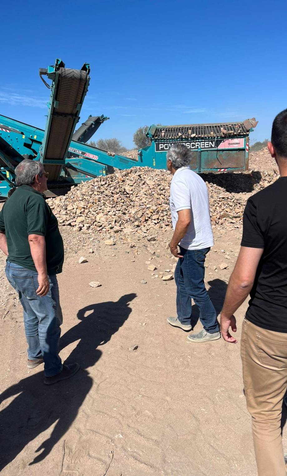 WhatsApp Image 2025-10-25 at 14.56.10 (1)